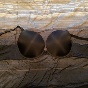 Torrid Curve 42B 360 smoothing back bra. Never dried.